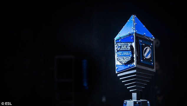 [CS:GO] ESL Pro League Season 7. Na`Vi в группе с FaZe Clan и Cloud9