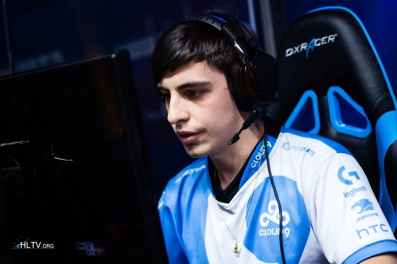 shroud не стал унывать после кика из Cloud9